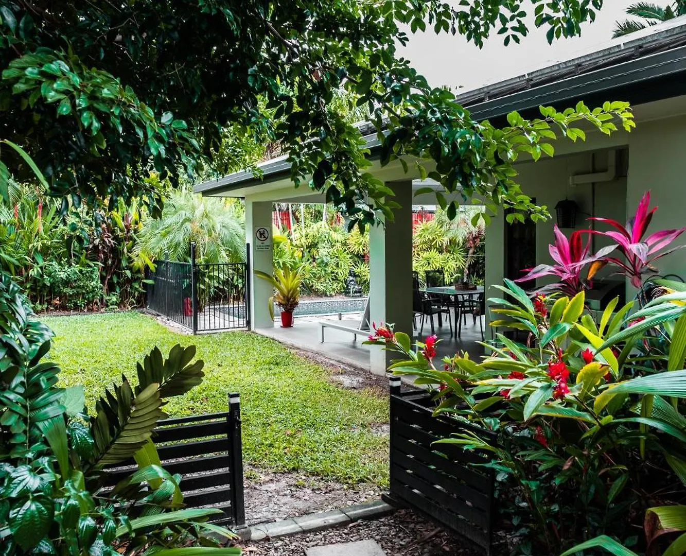 Chez Brolga Villa Port Douglas